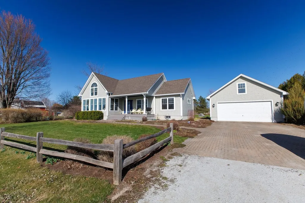 1600 West Shore Road Isle La Motte VT 05463