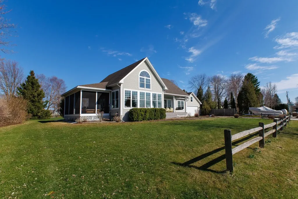 1600 West Shore Road Isle La Motte VT 05463