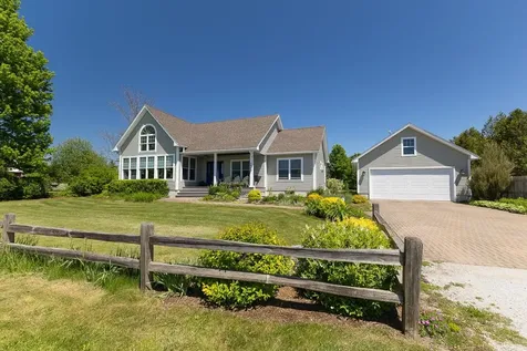 1600 West Shore Road Isle La Motte VT 05463