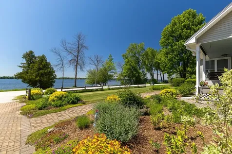 1600 West Shore Road Isle La Motte VT 05463