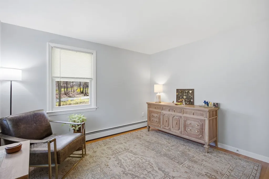 1 Debbie Terrace Derry NH 03038