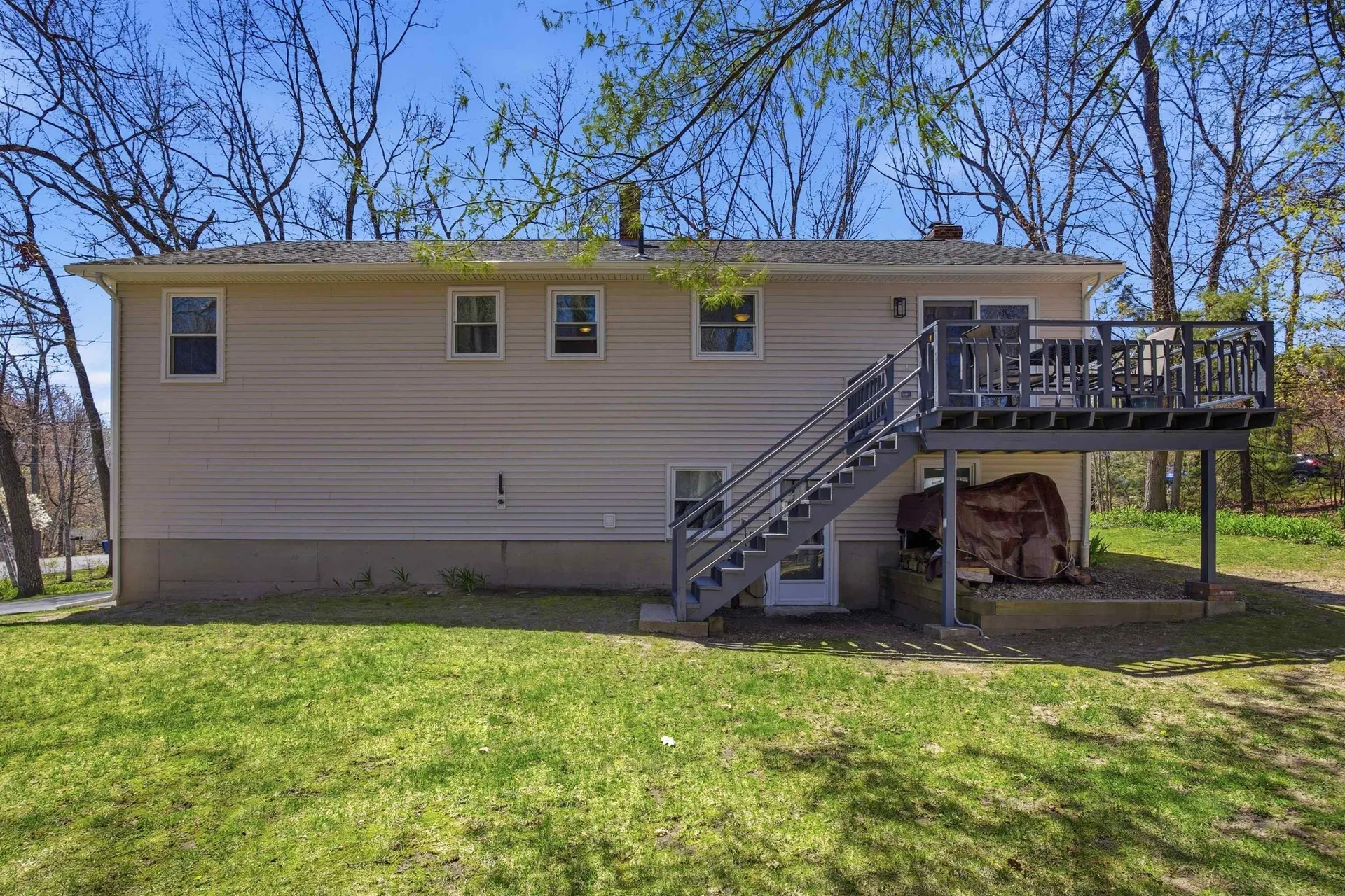 1 Debbie Terrace Derry NH 03038
