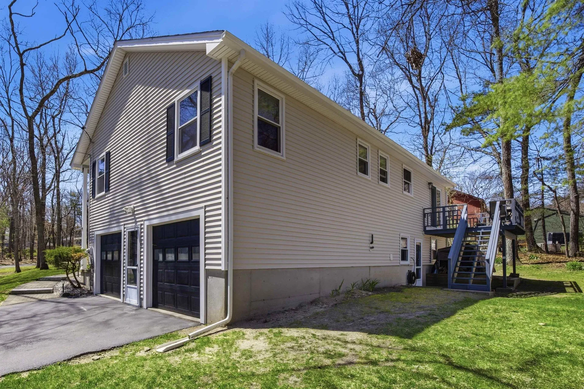 1 Debbie Terrace Derry NH 03038
