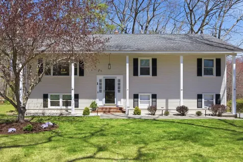 1 Debbie Terrace Derry NH 03038