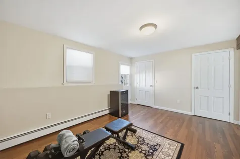 1 Debbie Terrace Derry NH 03038