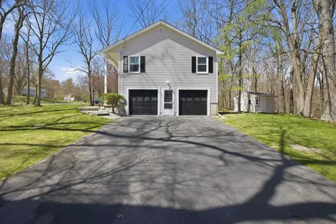 1 Debbie Terrace Derry NH 03038