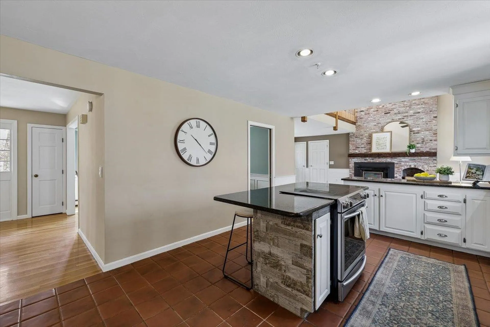 31 Boxwood Road Bedford NH 03110