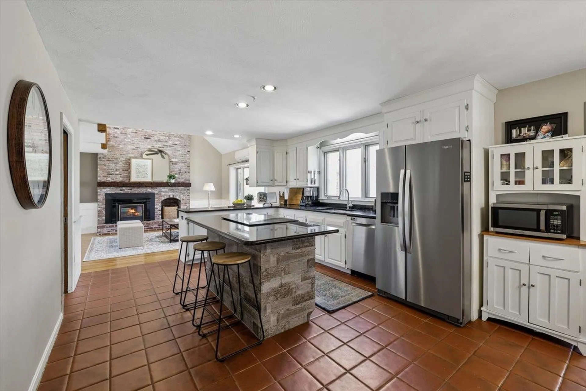 31 Boxwood Road Bedford NH 03110
