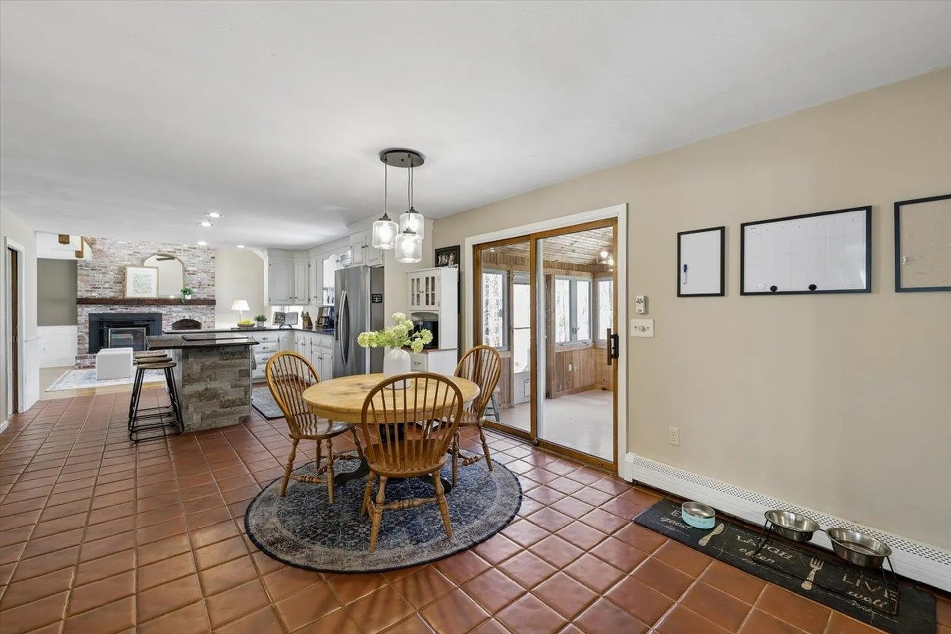 31 Boxwood Road Bedford NH 03110