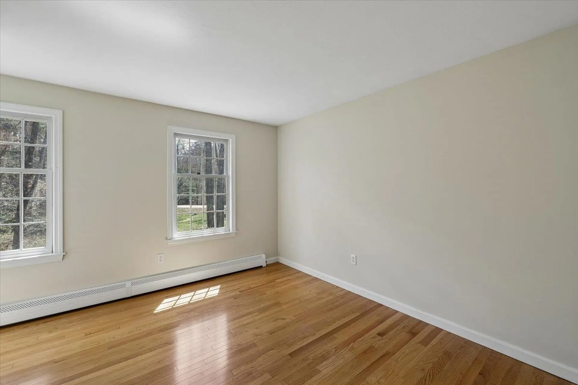 31 Boxwood Road Bedford NH 03110