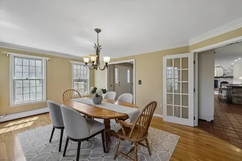 31 Boxwood Road Bedford NH 03110