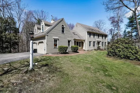 31 Boxwood Road Bedford NH 03110
