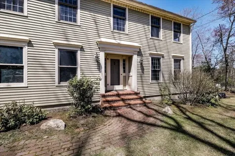 31 Boxwood Road Bedford NH 03110