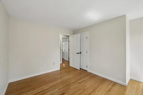 31 Boxwood Road Bedford NH 03110