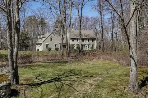 31 Boxwood Road Bedford NH 03110