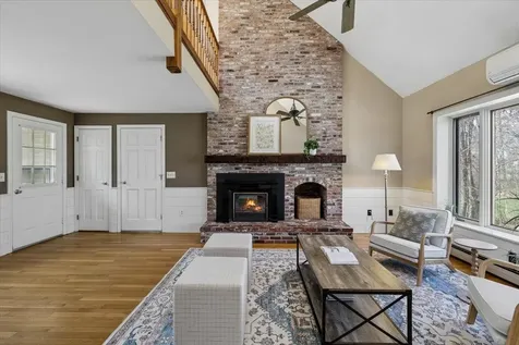 31 Boxwood Road Bedford NH 03110