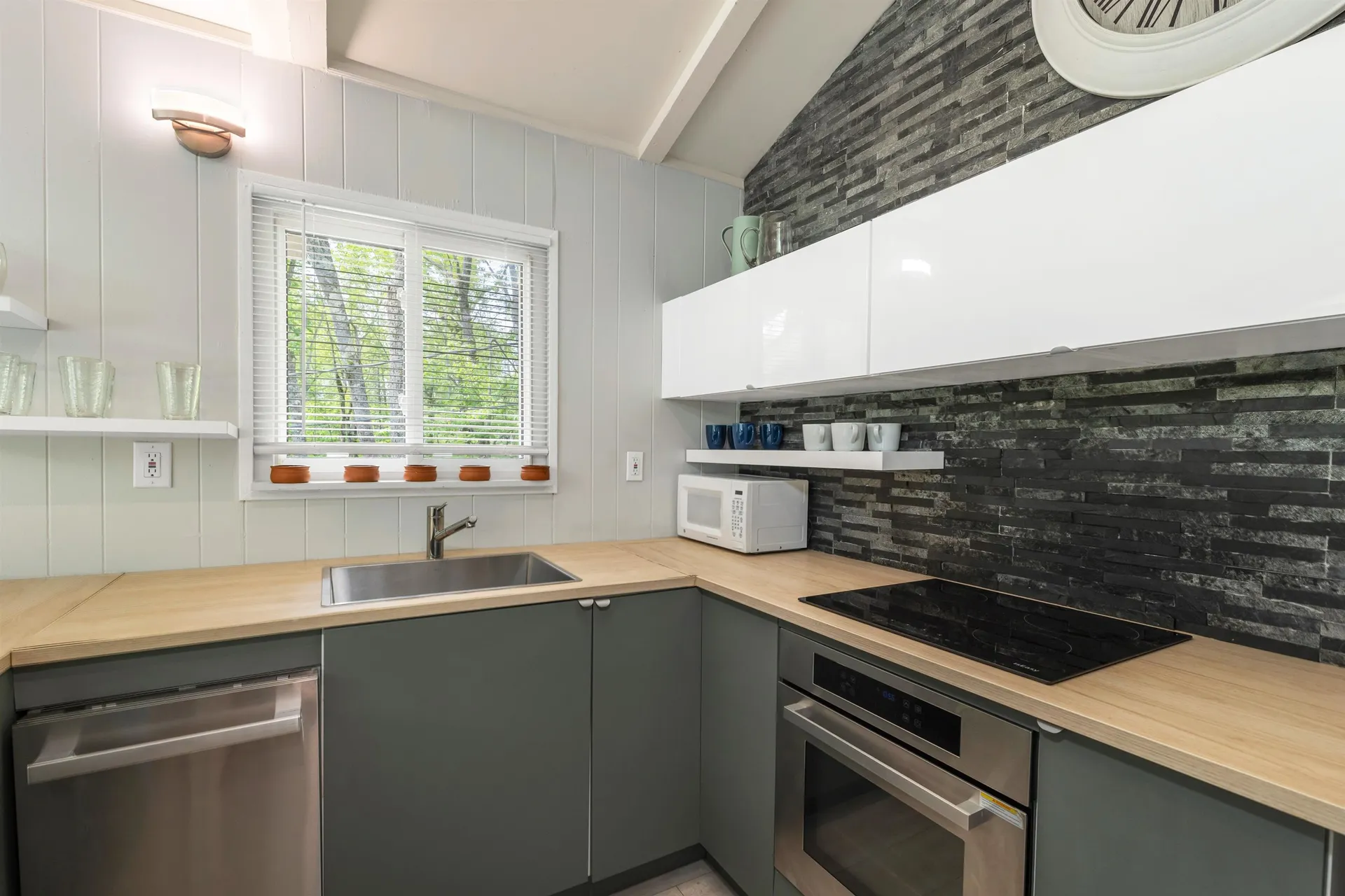 8 Little Shore Drive Madison NH 03849