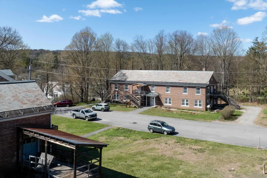 14-15-17-21-25- Westminster Street Rockingham VT 05154