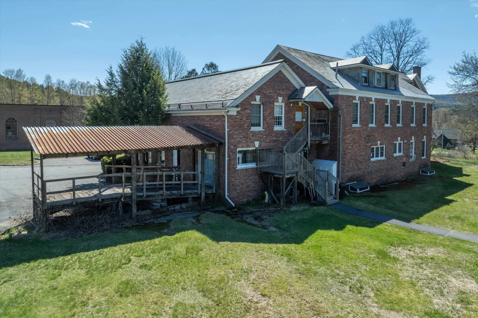 14-15-17-21-25- Westminster Street Rockingham VT 05154