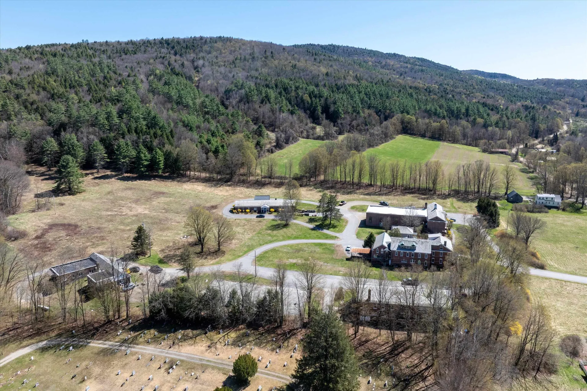 14-15-17-21-25- Westminster Street Rockingham VT 05154