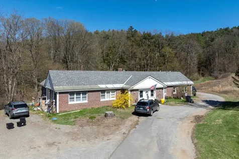 14-15-17-21-25- Westminster Street Rockingham VT 05154