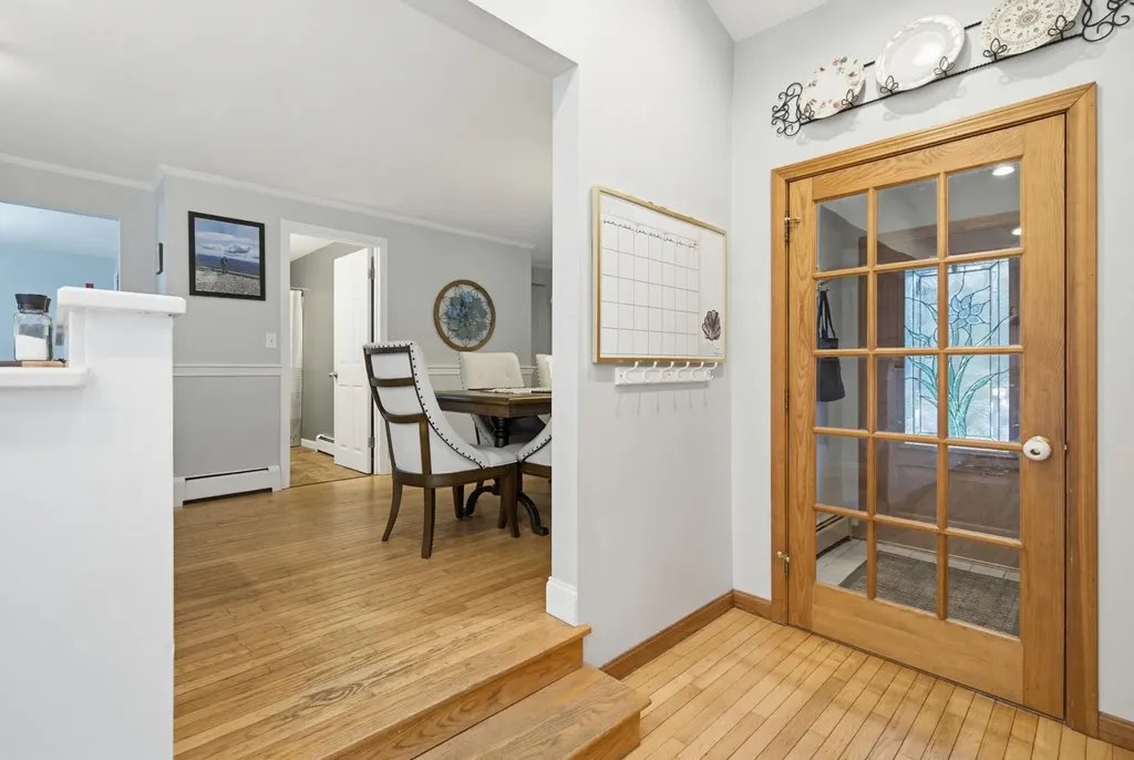104 Old Auburn Road Derry NH 03038