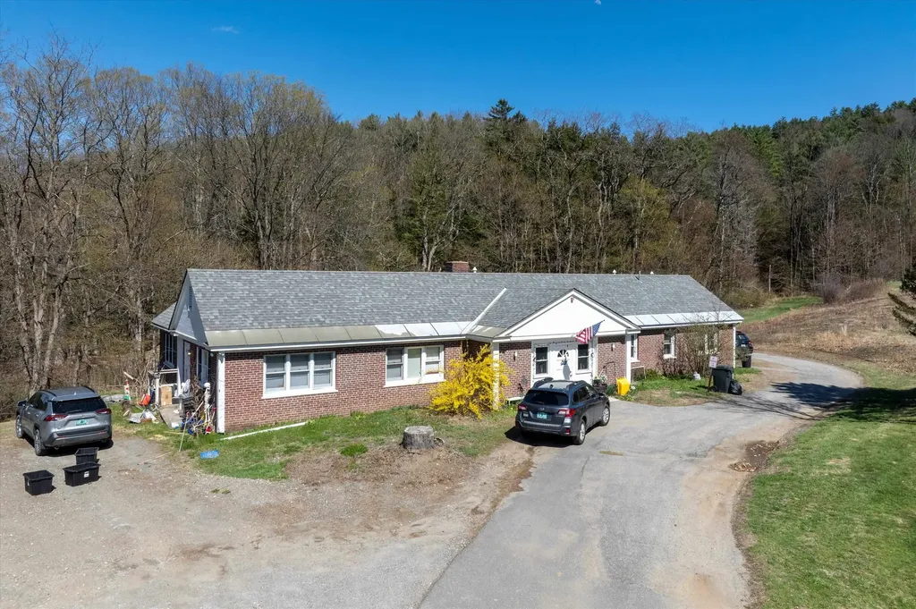 14-15-17-21-25 Westminster Street Rockingham VT 05154
