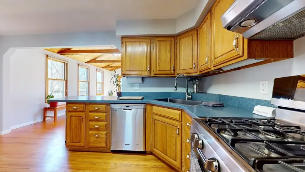 42 Shady Lane Colchester VT 05446