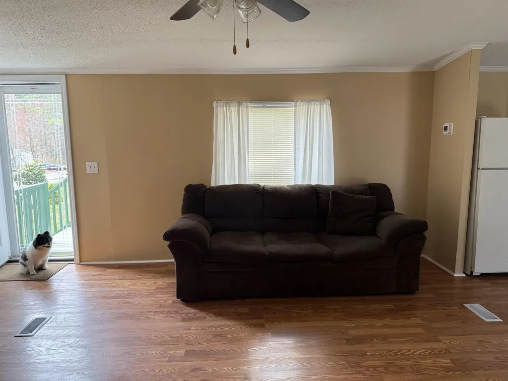 22 Wayne Drive Derry NH 03038