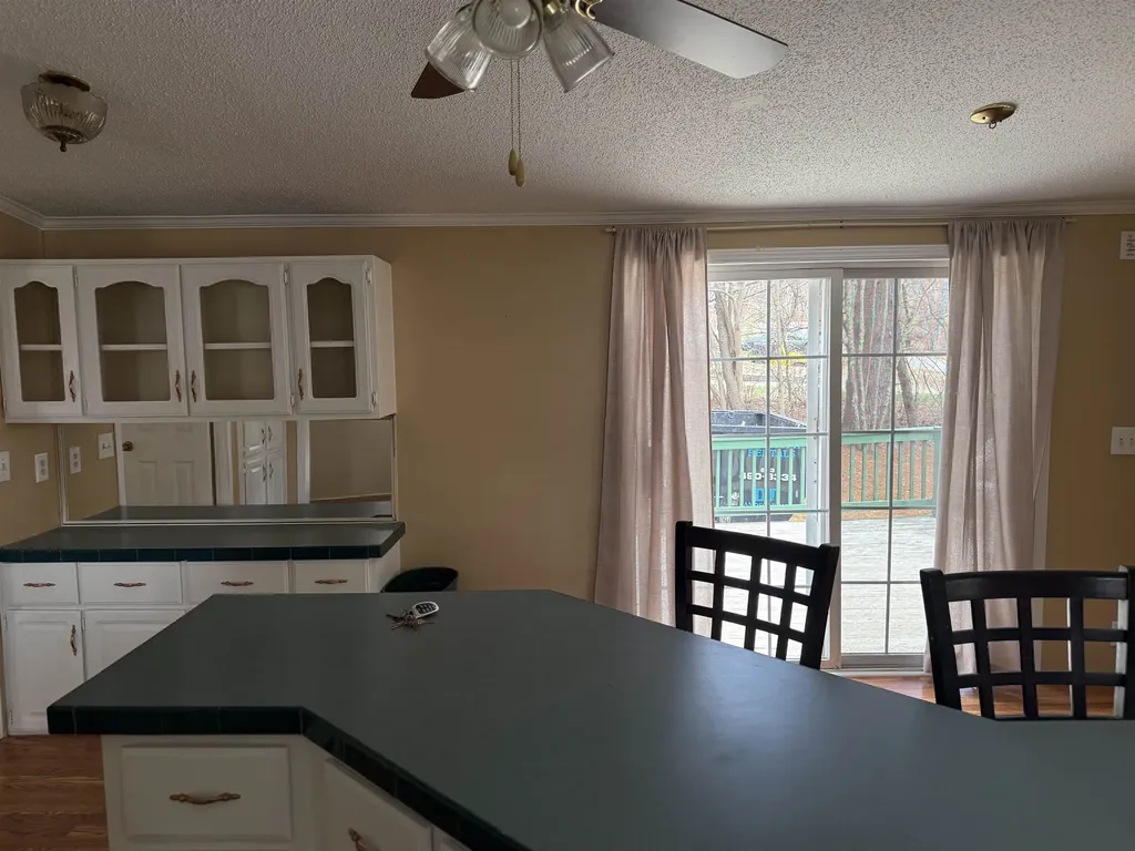 22 Wayne Drive Derry NH 03038