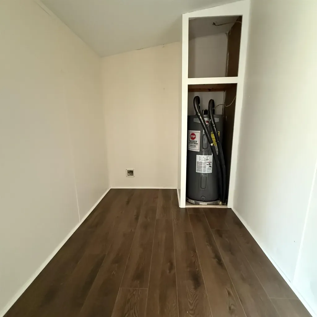 22 Wayne Drive Derry NH 03038