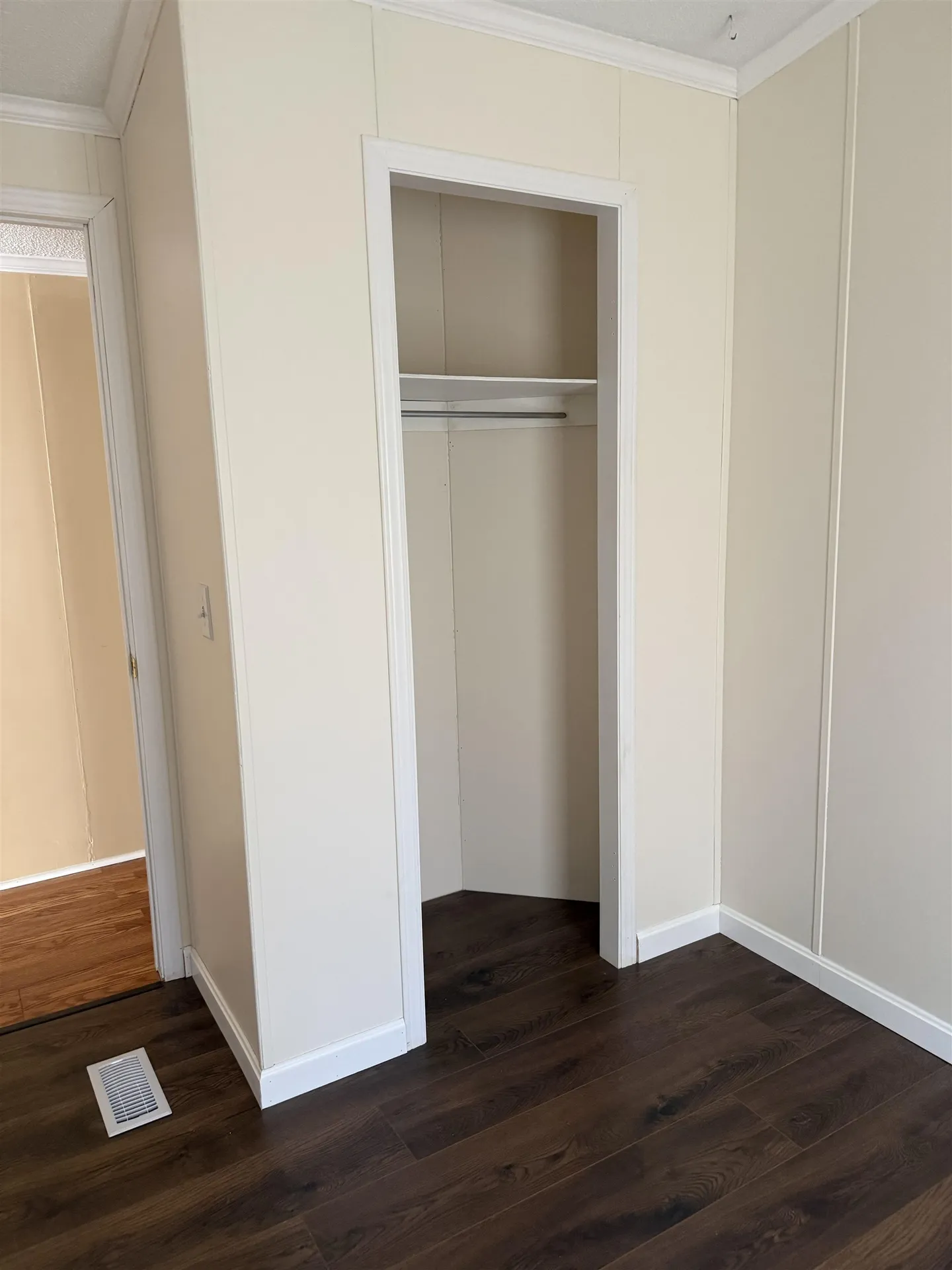 22 Wayne Drive Derry NH 03038