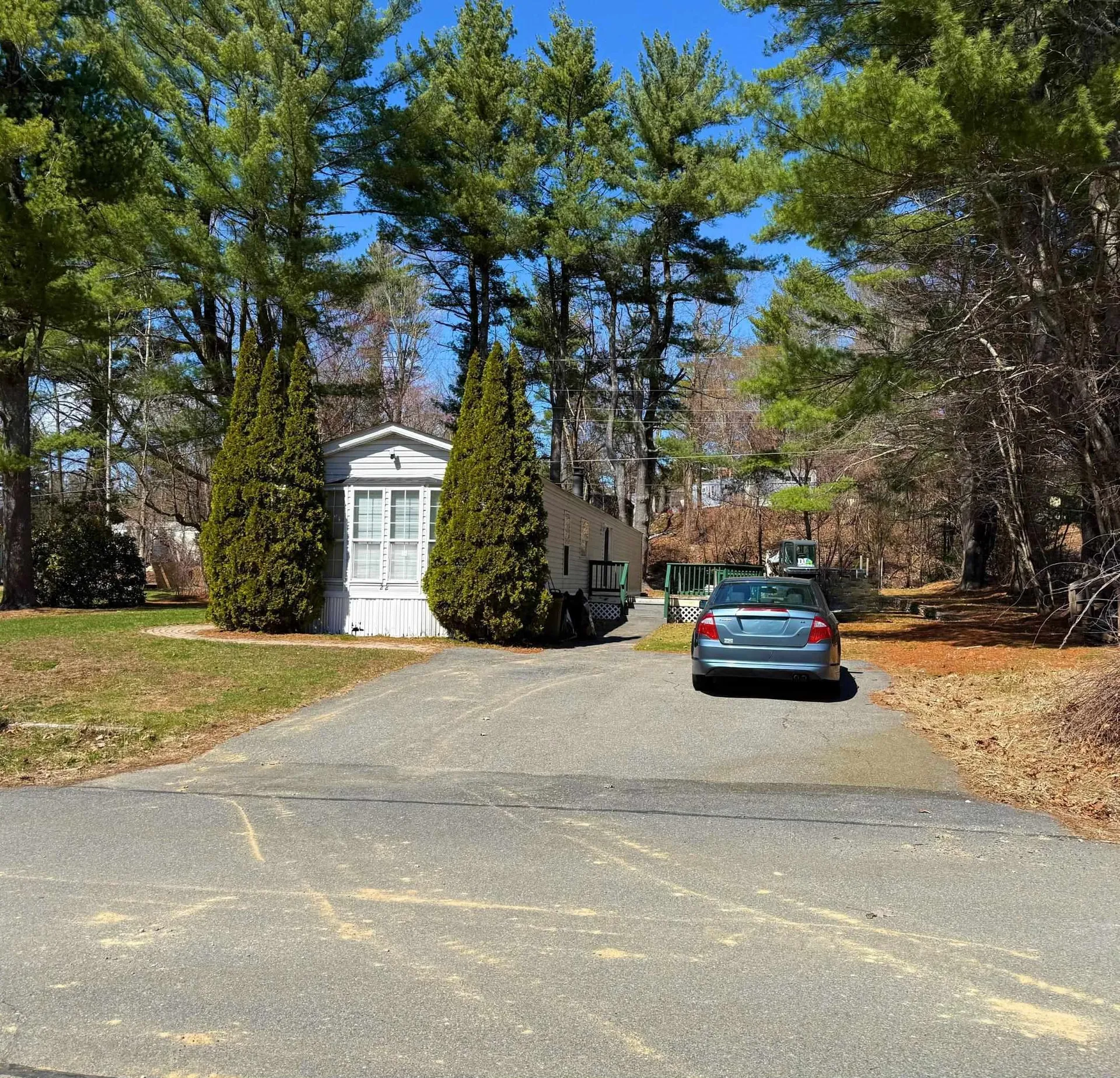 22 Wayne Drive Derry NH 03038
