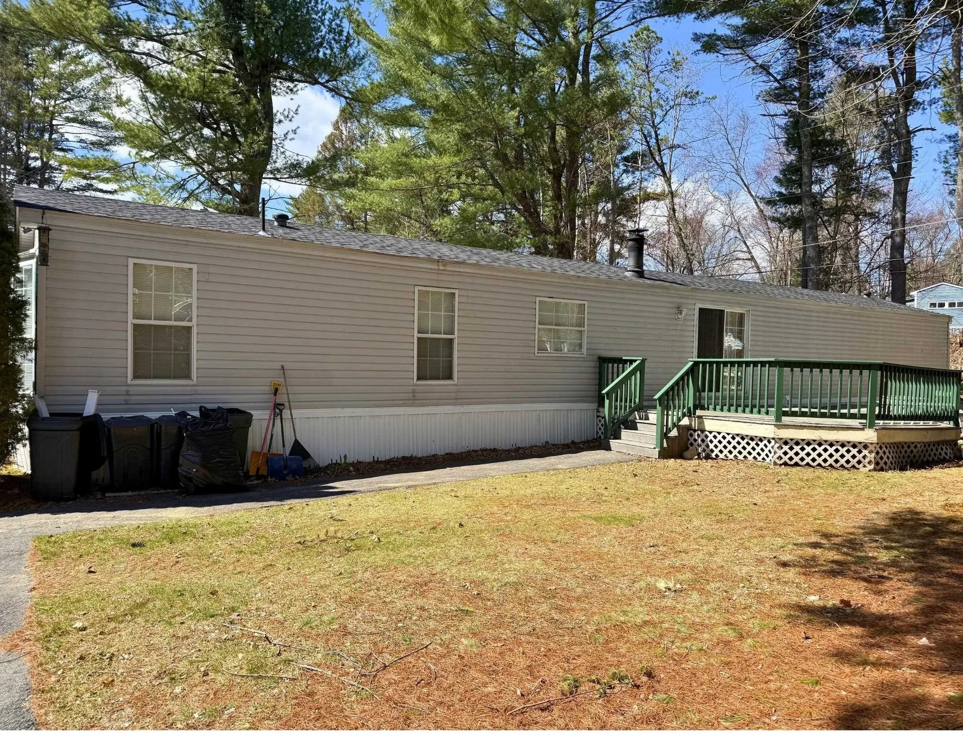 22 Wayne Drive Derry NH 03038