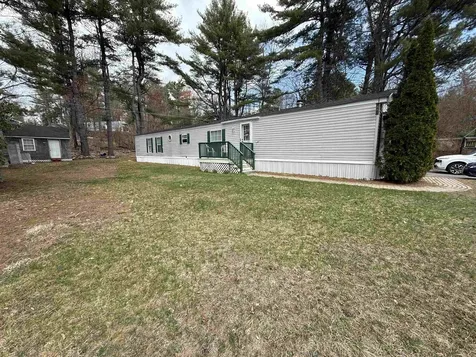 22 Wayne Drive Derry NH 03038