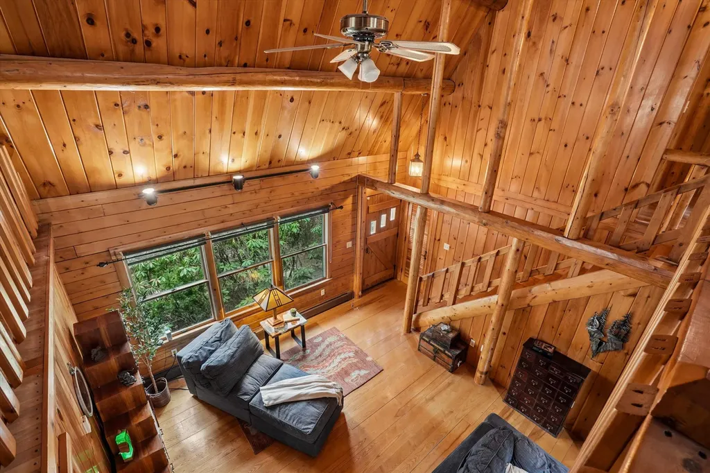 370 Mccurdy Road New Boston NH 03070