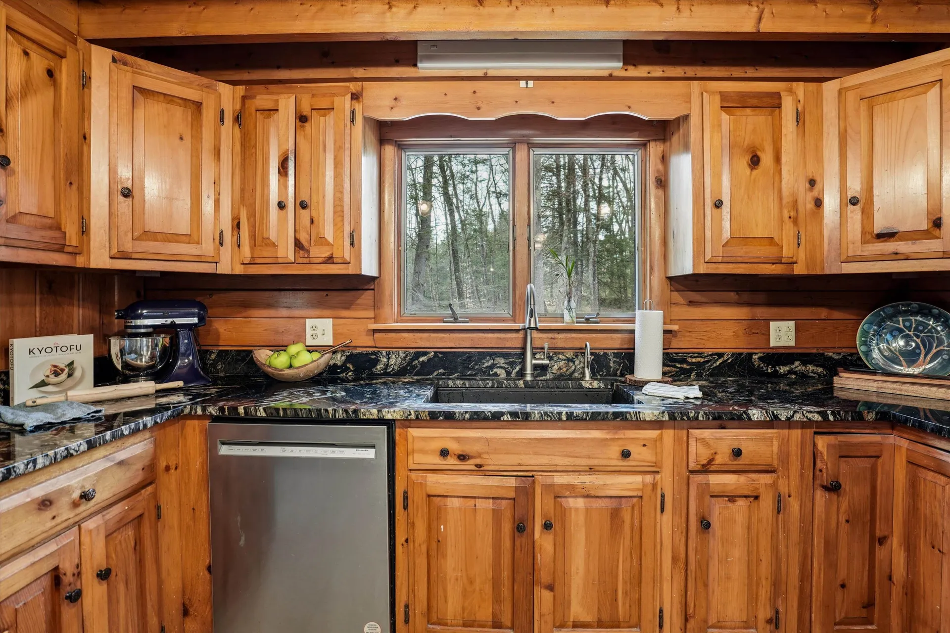 370 Mccurdy Road New Boston NH 03070
