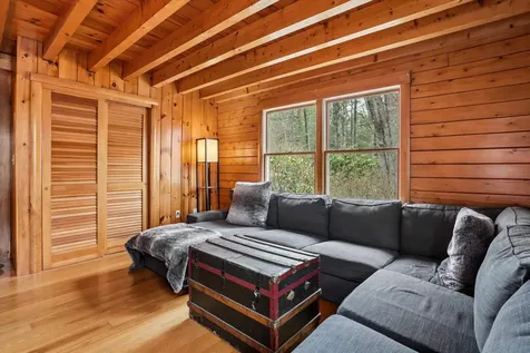 370 Mccurdy Road New Boston NH 03070