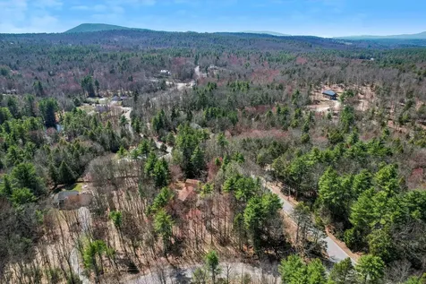 370 Mccurdy Road New Boston NH 03070