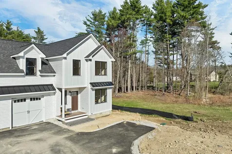 669 High Street Candia NH 03034