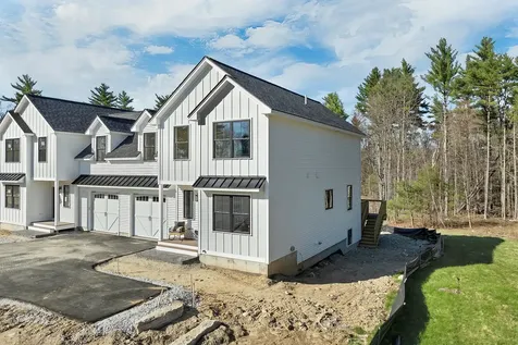 669 High Street Candia NH 03034