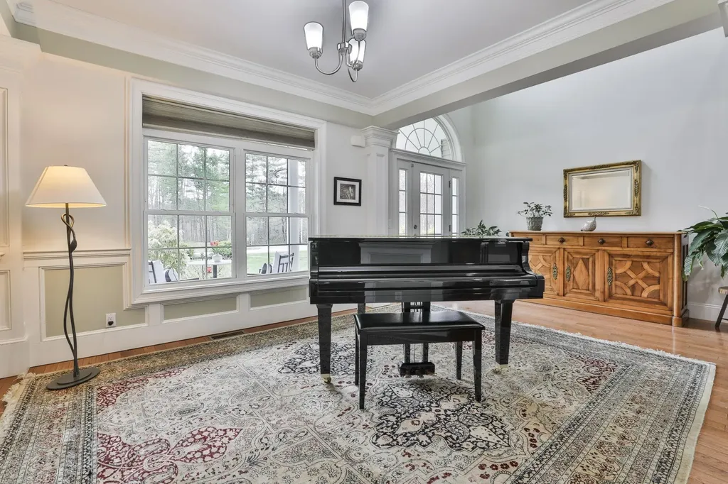 45 Wildwood Drive Brookline NH 03033
