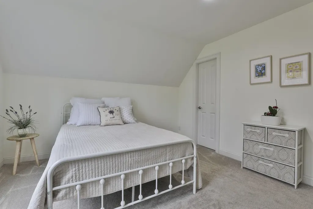 45 Wildwood Drive Brookline NH 03033