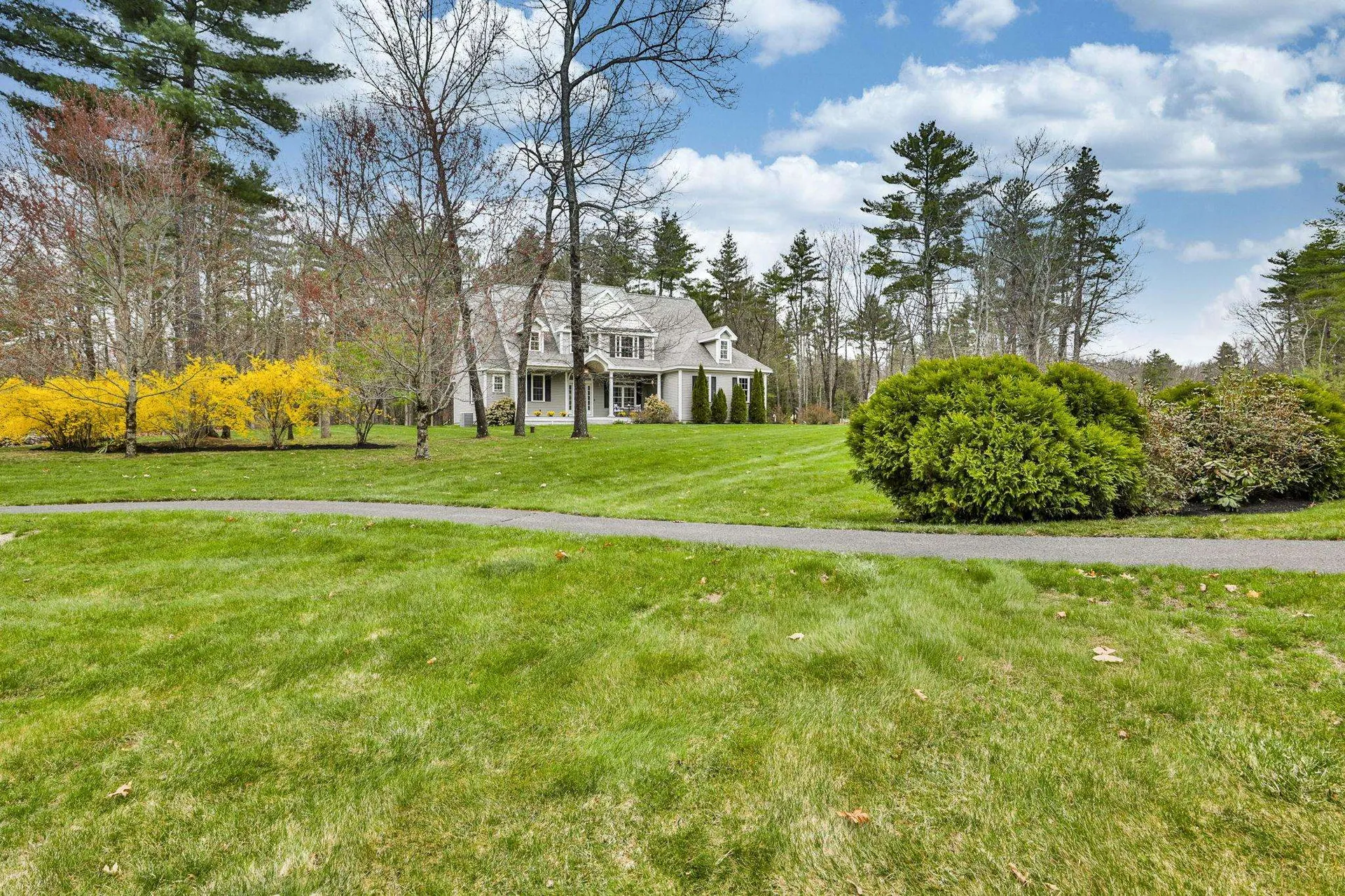 45 Wildwood Drive Brookline NH 03033