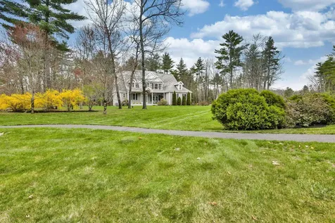 45 Wildwood Drive Brookline NH 03033
