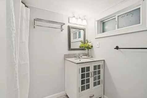 25 Moulton Ridge Road Kensington NH 03833