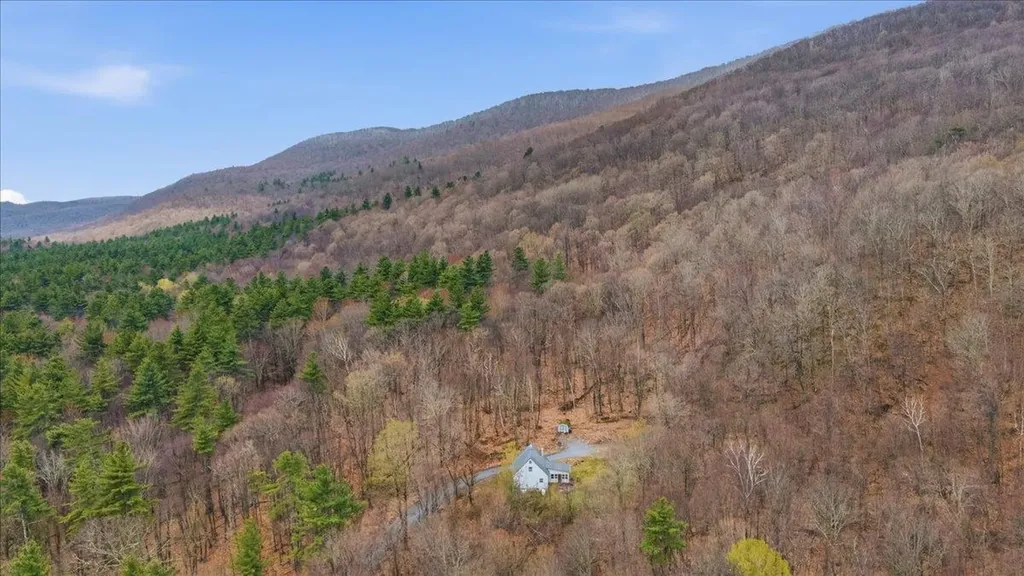 250 Shepherd Lane Arlington VT 05250