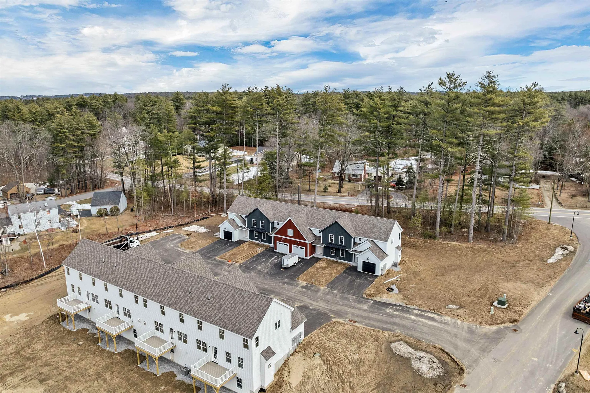 17-C Mustang Drive Litchfield NH 03052