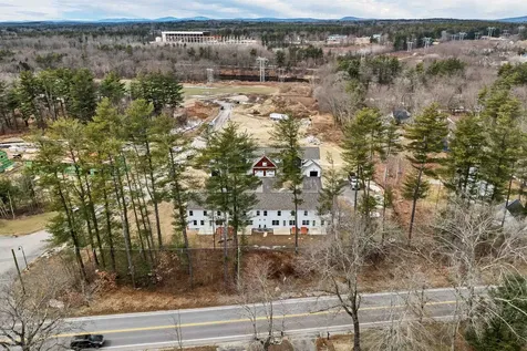 17-C Mustang Drive Litchfield NH 03052