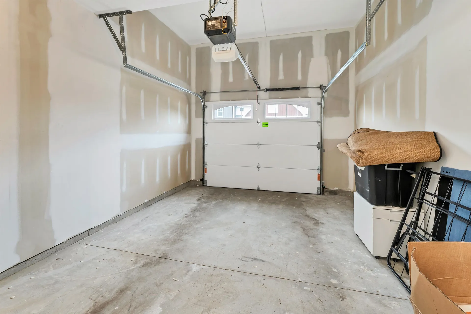 17-D Mustang Drive Litchfield NH 03052